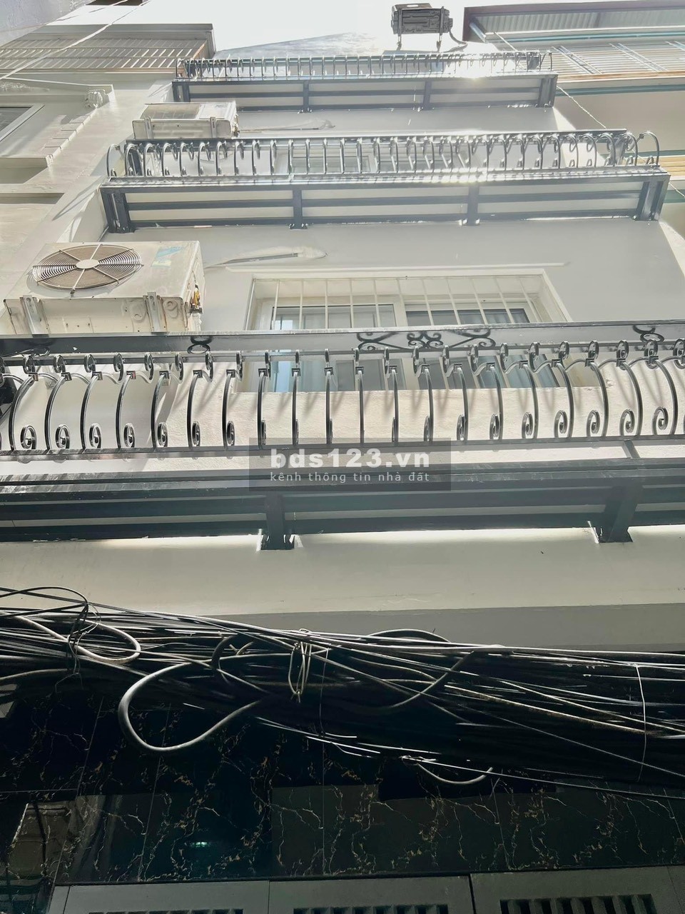 Bán nhà Nguyễn Lương Bằng dtsd 45m2, giá nhỉnh 4 tỷ, nhà mới, giá hợp lý vào ở ngay