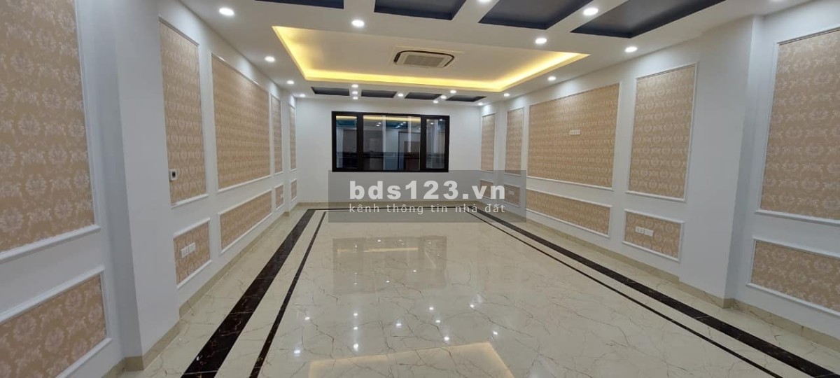 Bán tòa nhà mặt phố Cầu giấy, diện tích 118m2 x 9 tầng thang máy, giá bán 54.5 tỷ