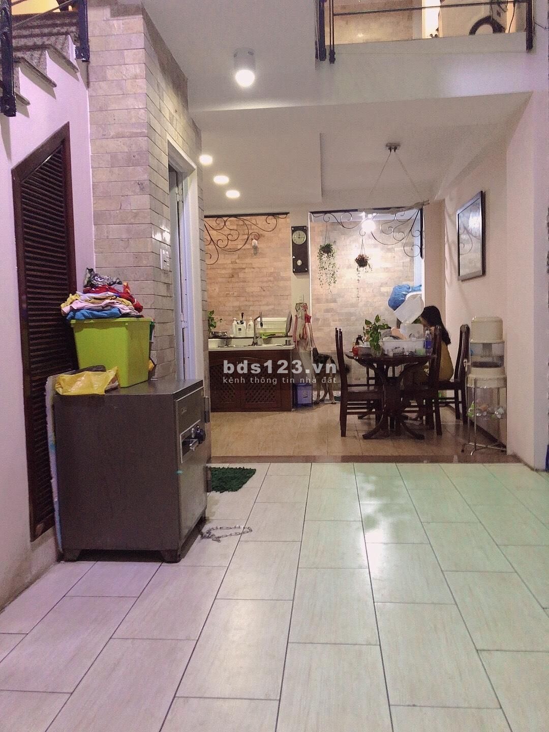 Hàng giá sốc! Bán nhà mặt tiền tại Tân Bình - Giá đầu tư liên hệ 0902568276