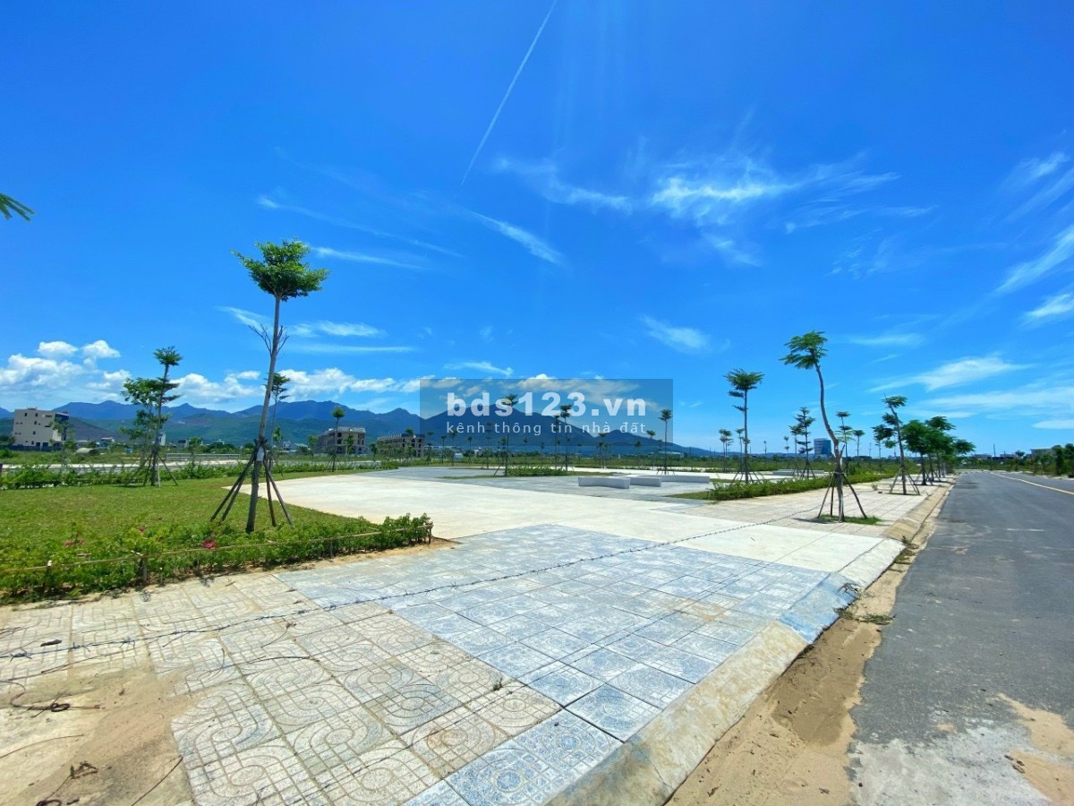 Cần bán nhanh lô đất gần biển tại Đà Nẵng liên hệ 0905222806, giá tốt