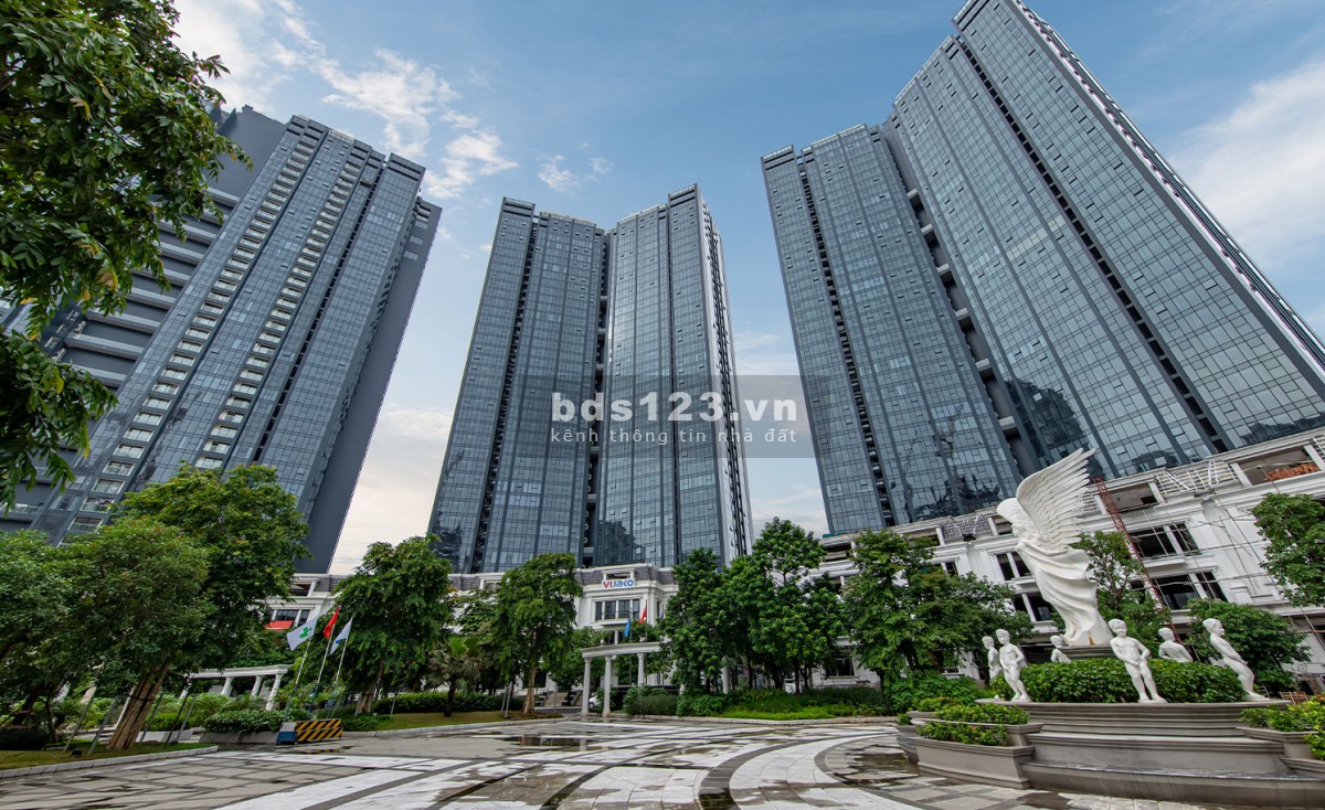 Bán căn hộ Duplex S5-DL3305 Sunshine City, DT 211m2, nội thất hoàng kim, 3 mặt thoáng