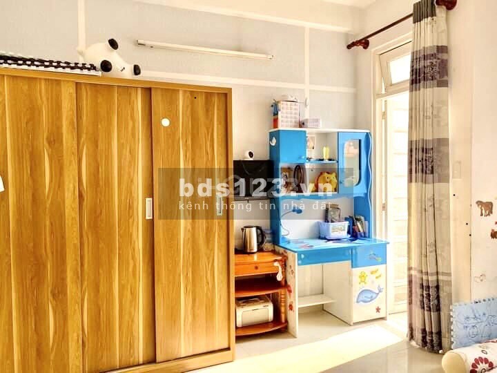 Cần bán nhà Lạc Long Quân Tân Bình, diện tích 28M2, nhà mới 4 tầng, giá đẹp 4,2 tỷ