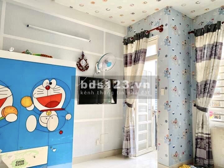 Cần bán nhà Lạc Long Quân Tân Bình, diện tích 28M2, nhà mới 4 tầng, giá đẹp 4,2 tỷ