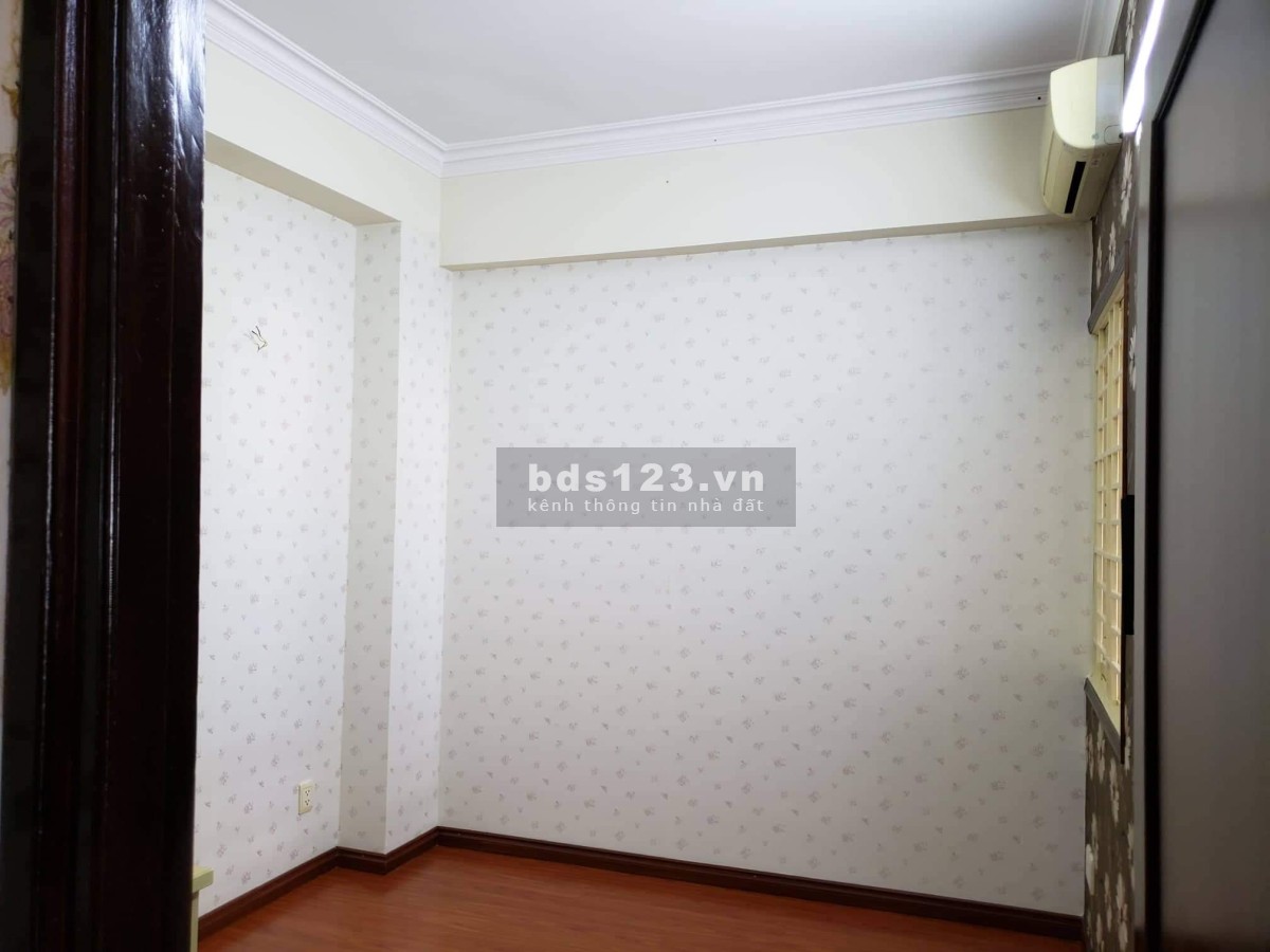 Bán căn hộ chung cư Phú Thọ Quận 11 có sổ hồng đầy đủ, sở hữu lâu dài