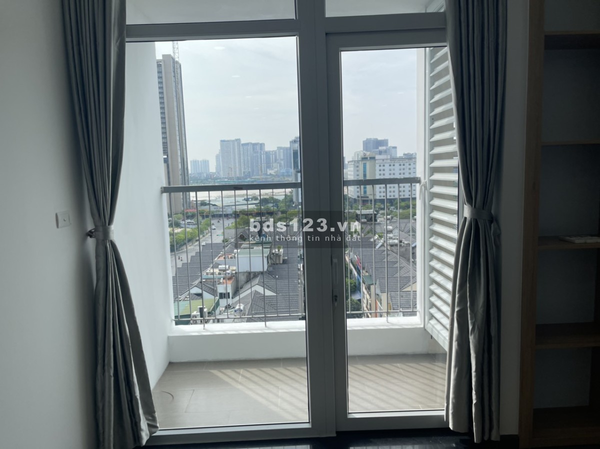 Bán gấp căn hộ chung cư A10 Nam Trung yên dt 102m2, 2 pn, 2 wc giá ưu đãi, lh 0886936562