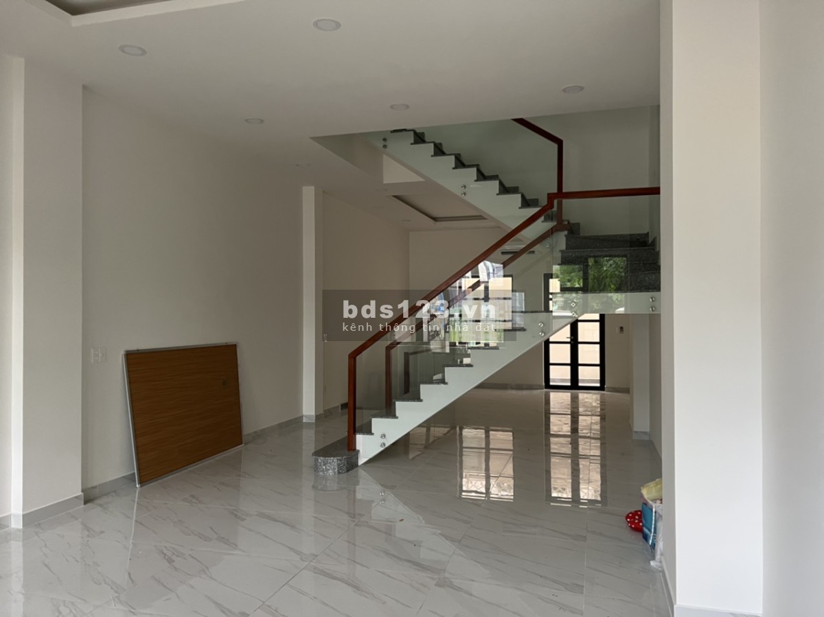 Cho thuê Mặt bằng văn phòng công ty tại Cityland Gò Vấp liên hệ 0988.408.468