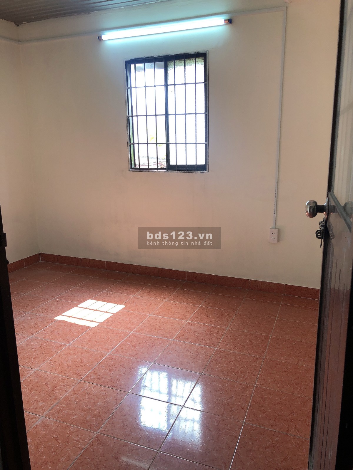 Phòng trọ mới tu sửa giờ tự do 1.5-2tr phường Tây Thạnh Quận Tân Phú