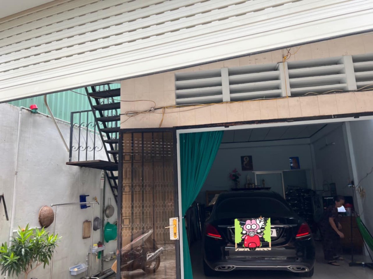 Hiếm phân khúc 8 tỷ ô tô tránh nhà bán gấp khu dân cư đông đúc, giá tốt