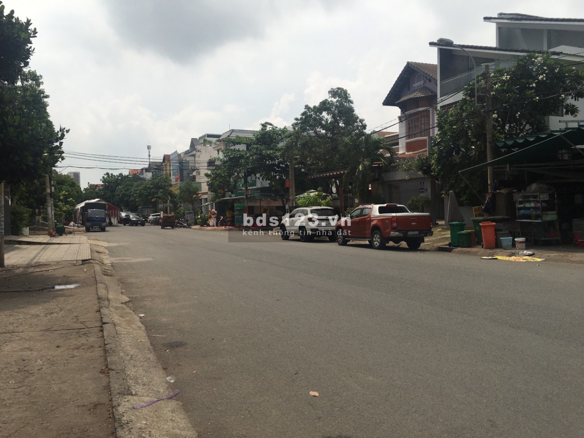 Bán đất 2 mặt tiền view sông Sài Gòn, khu biệt thự Hiệp…