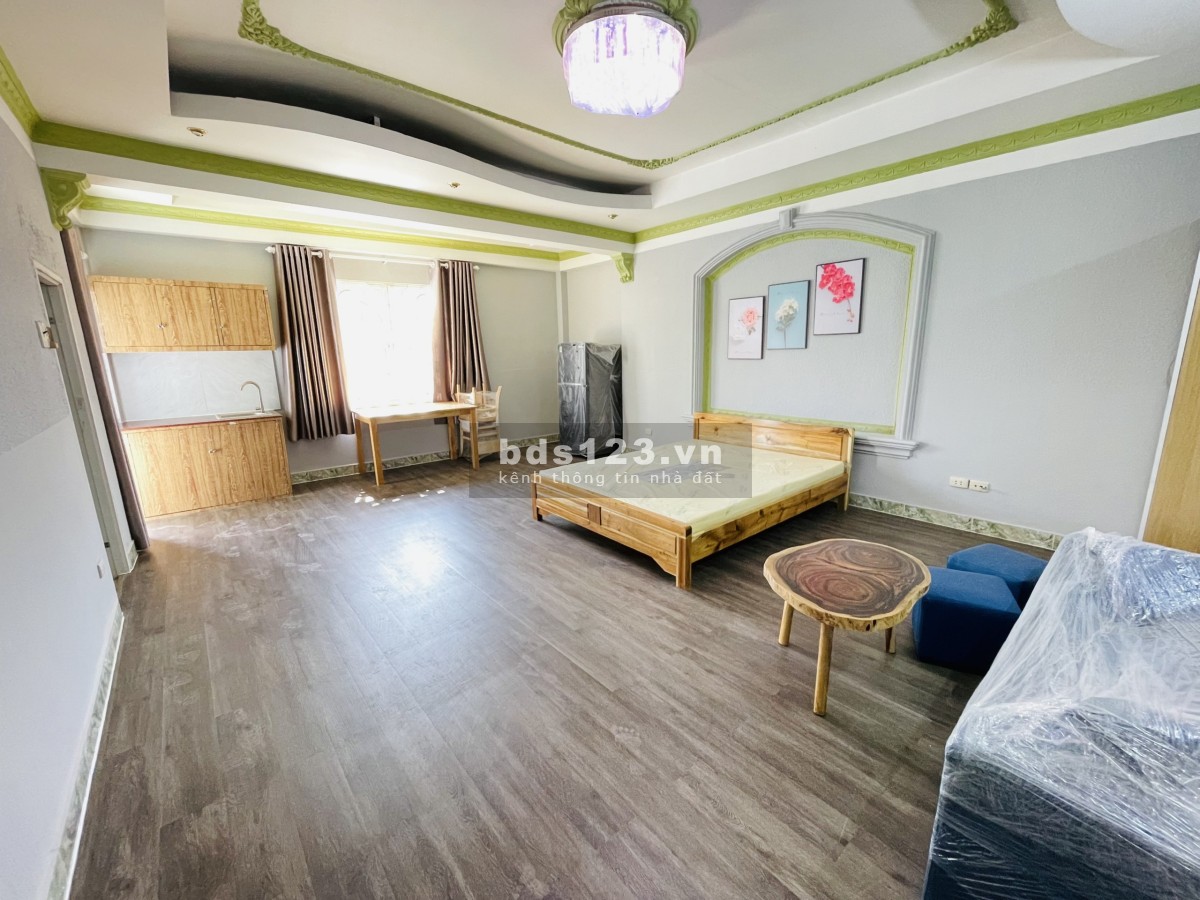 Cho thuê phòng máy lạnh có nội thất và ban công tại Tân Bình khu an ninh yên tĩnh