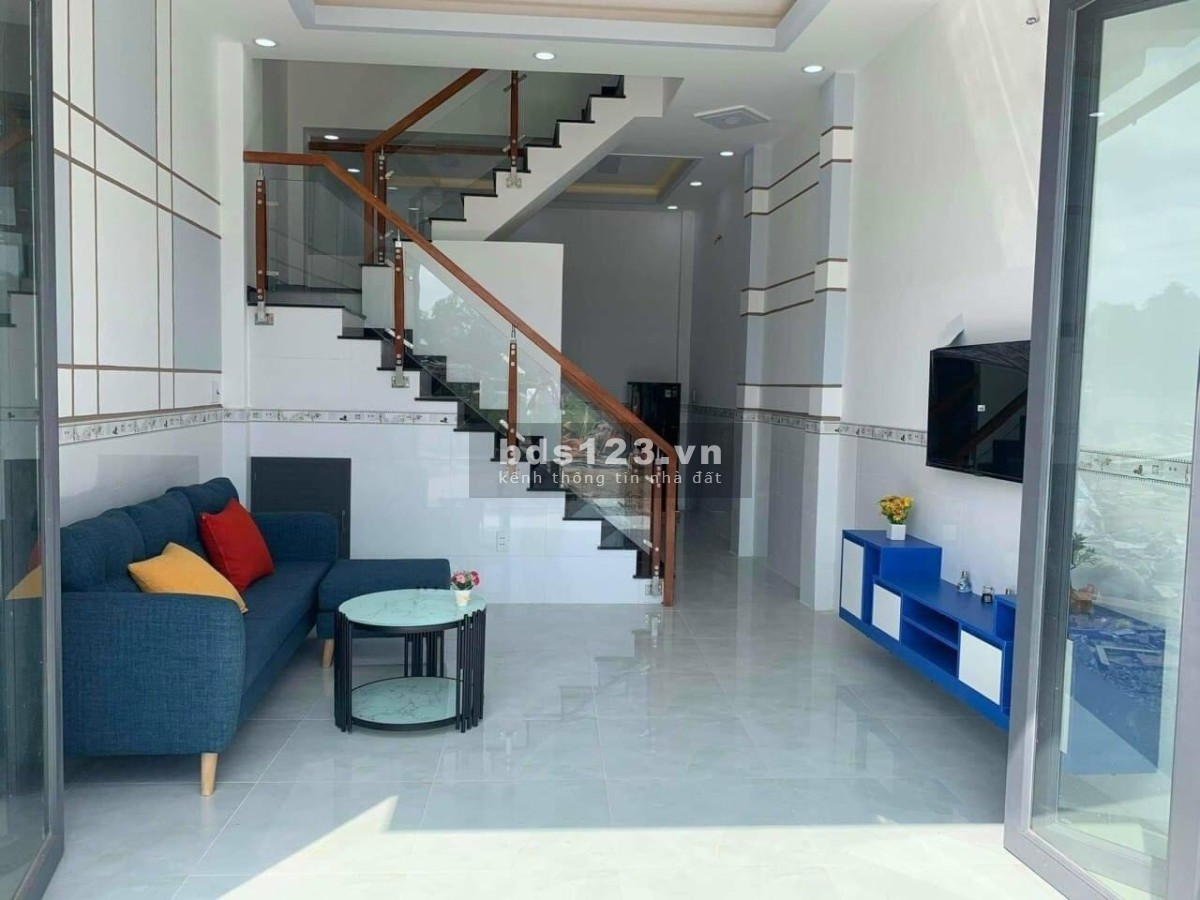 Bán Nhà Bình Chánh 90m2 gần Khu đô thị 5 sao ngân hàng hỗ trợ 70%