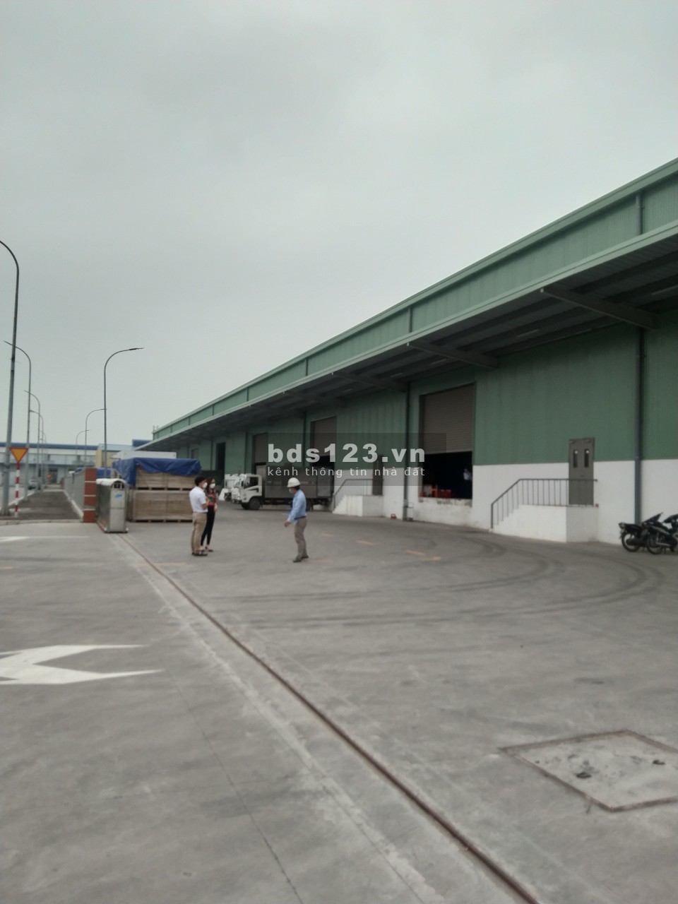 Chính chủ cho thuê kho chứa hàng DT 2480m2 tại KCN Hà Nội- Đài Tư quận Long Biên, Hà Nội