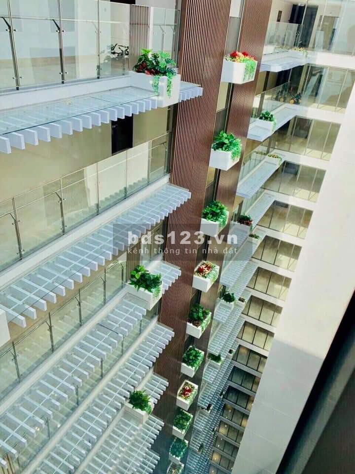 Cho thuê căn hộ cao cấp Midtown 2 PN, 90m2. Full. View sông giá chỉ 20tr. Có ô xe