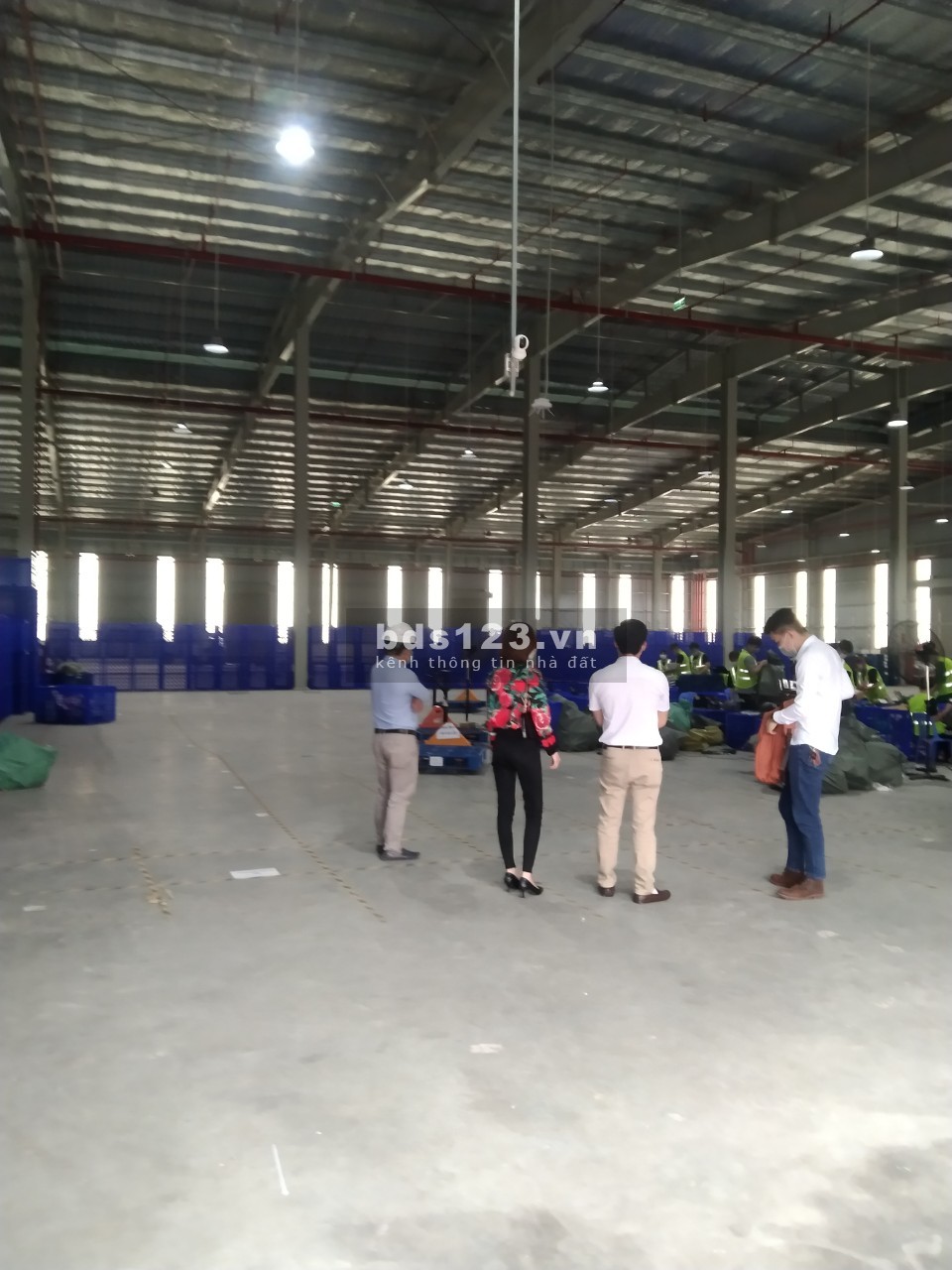 Chính chủ cho thuê kho chứa hàng DT 2480m2 tại KCN Hà Nội- Đài Tư quận Long Biên, Hà Nội