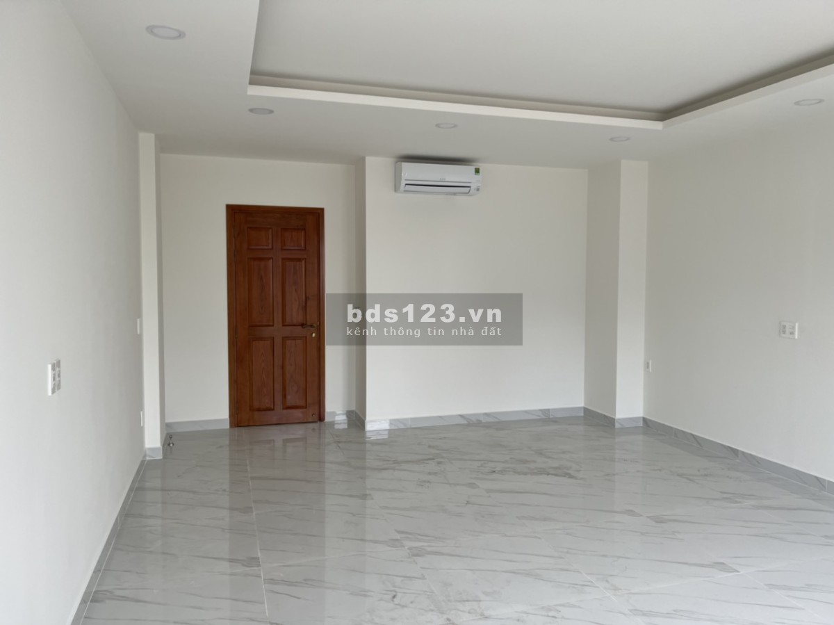 Cho thuê Mặt bằng văn phòng công ty tại Cityland Gò Vấp liên hệ 0988.408.468