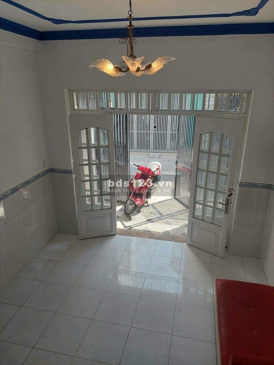 Bán nhà 4 tầng đúc bê tông hẻm xe hơi đường Vườn Lài, Quận Tân Phú, dt 4x11.8m, giá chỉ 7.1 tỷ