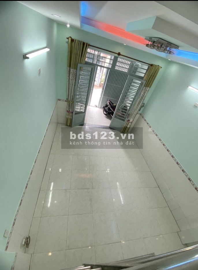 Bán nhà 1 lầu diện tích 48m2 Tân Tạo A Bình Tân hẻm xe hơi quay đầu