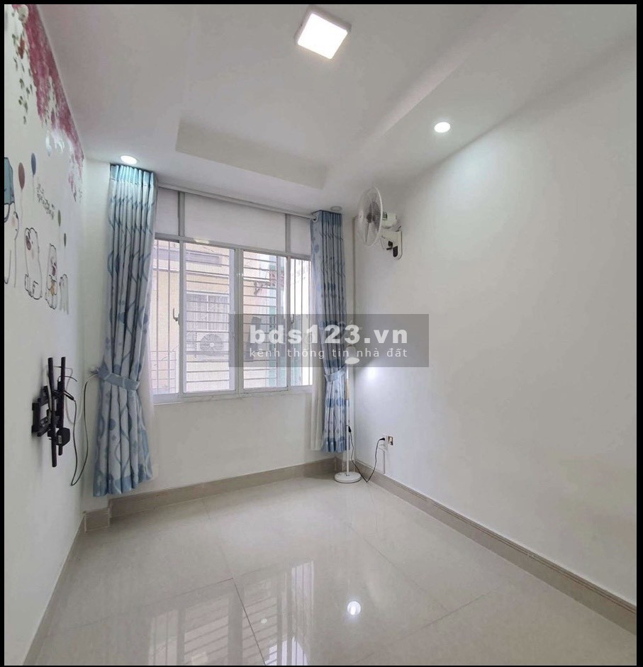Bán nhà hẻm 60 Đinh Tiên Hoàng P1 Bình Thạnh khu an ninh, lh 0898917175