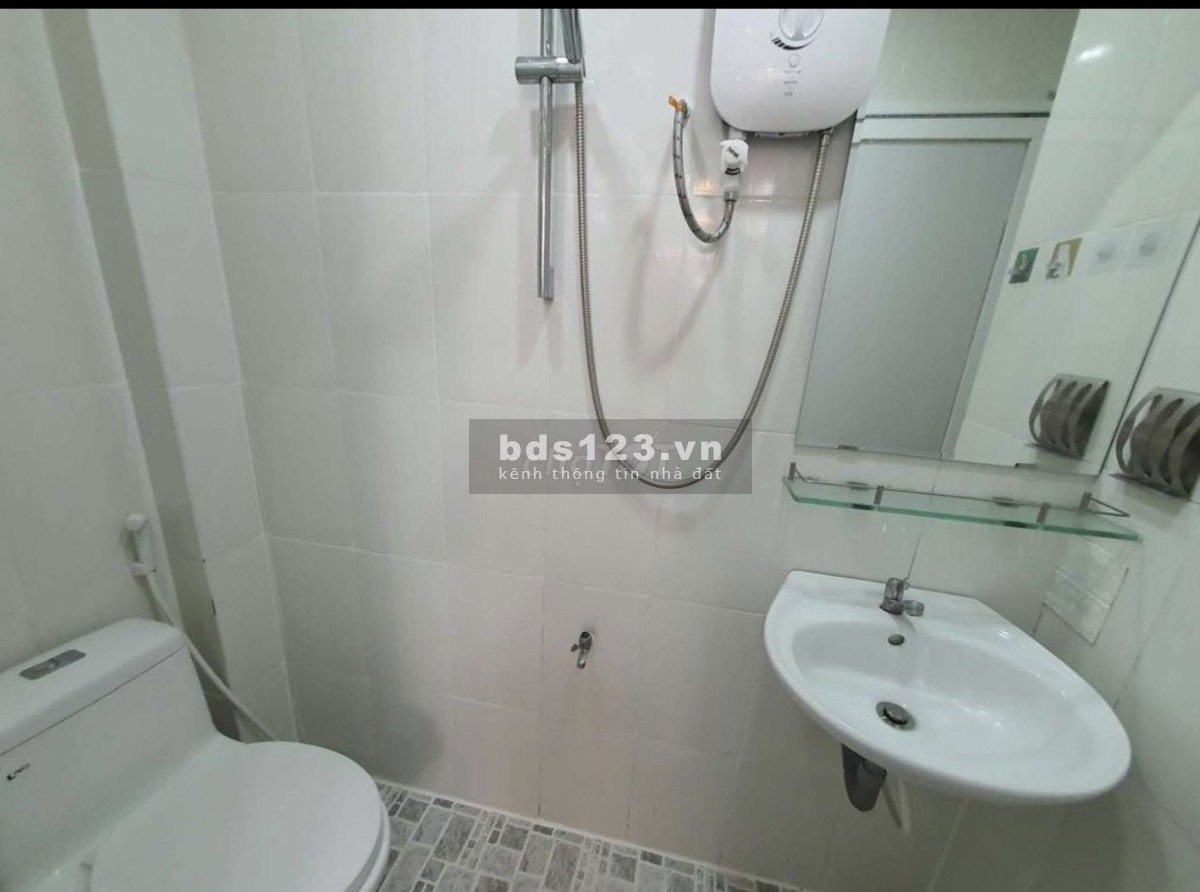 Bán nhà hẻm 60 Đinh Tiên Hoàng P1 Bình Thạnh khu an ninh, lh 0898917175