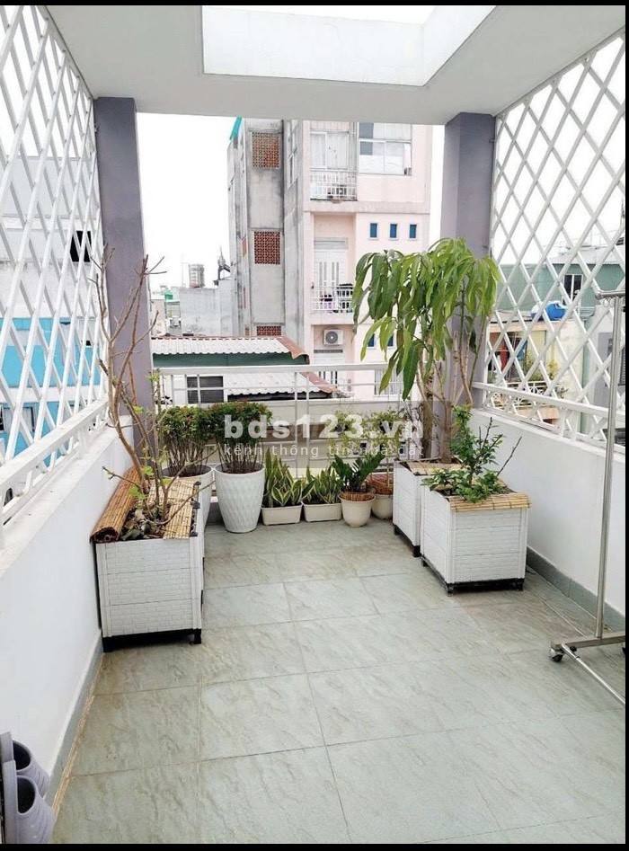 Bán nhà hẻm 60 Đinh Tiên Hoàng P1 Bình Thạnh khu an ninh, lh 0898917175
