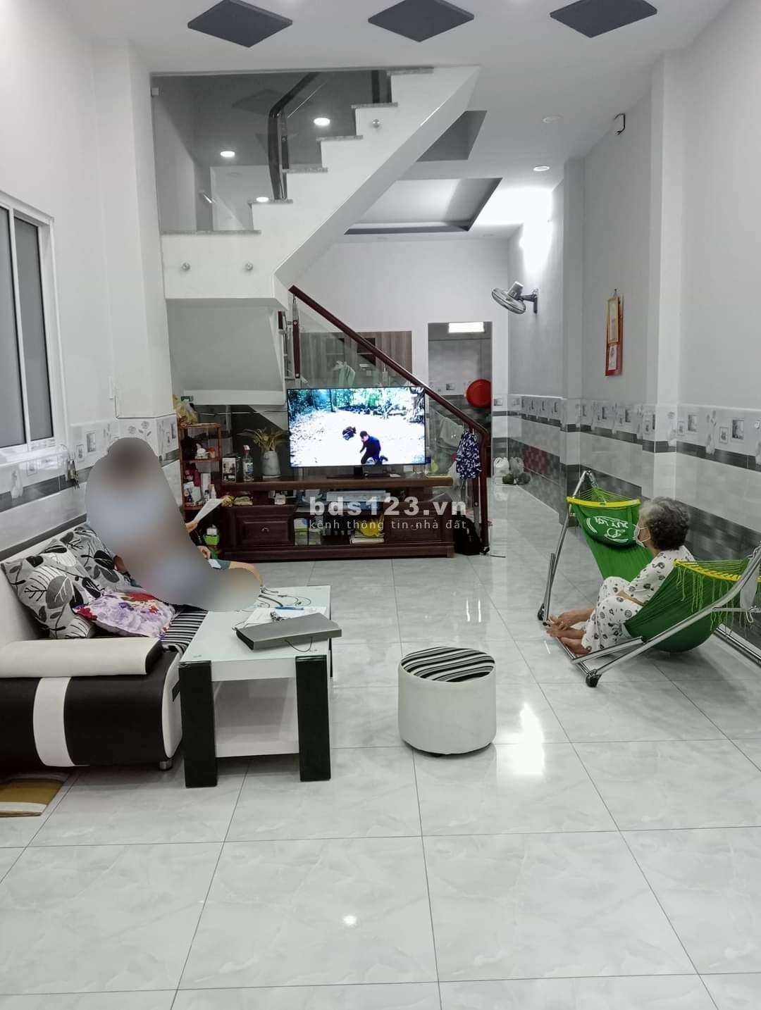 Bán nhà 2 tầng thiết kế đẹp Quận Bình Tân đường Tân Kỳ Tân Quý hẻm xe hơi giá 4.5 tỷ