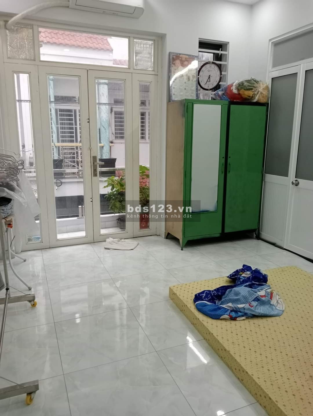 Bán nhà 2 tầng thiết kế đẹp Quận Bình Tân đường Tân Kỳ Tân Quý hẻm xe hơi giá 4.5 tỷ