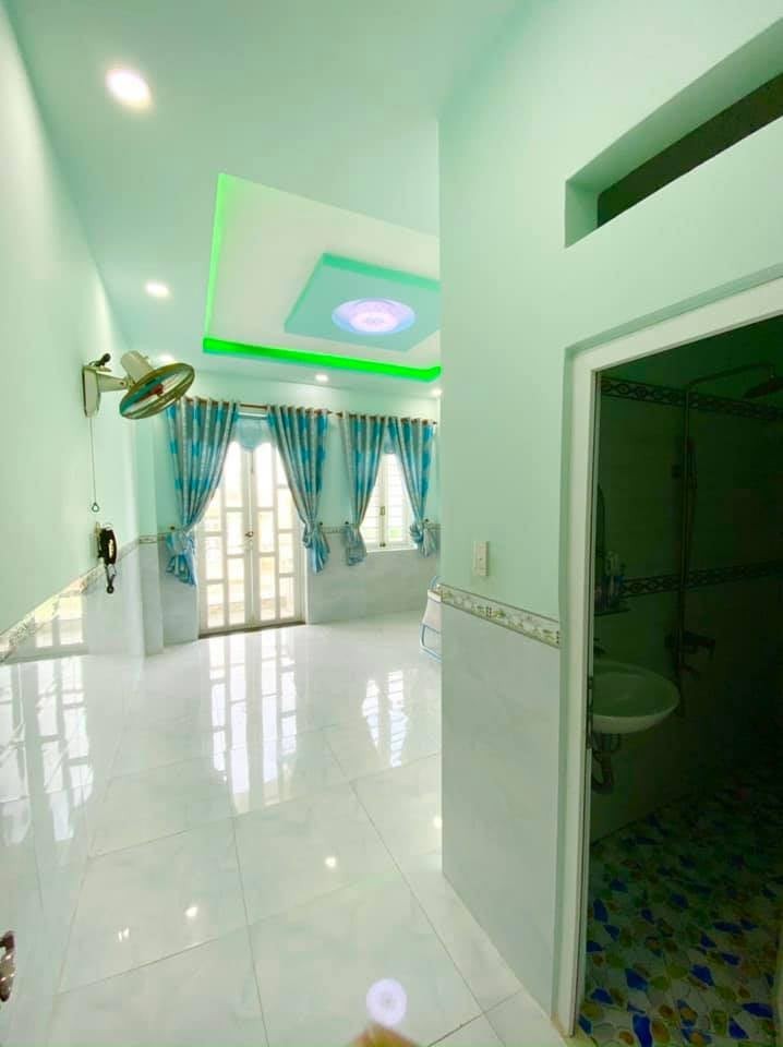 Bán nhà mặt tiền kinh doanh Tỉnh Lộ 10, p. Tân tạo, 4.3x35m, 4 tấm giá rẻ