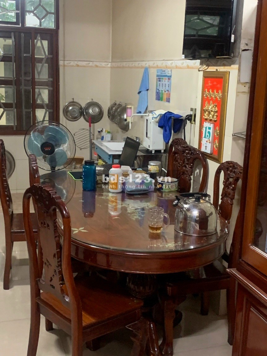 Bán gấp nhà đường Trường Chinh, Phường 12, quận Tân Bình, DT 84 m² x 2 tầng nhỉnh 6 tỷ đồng