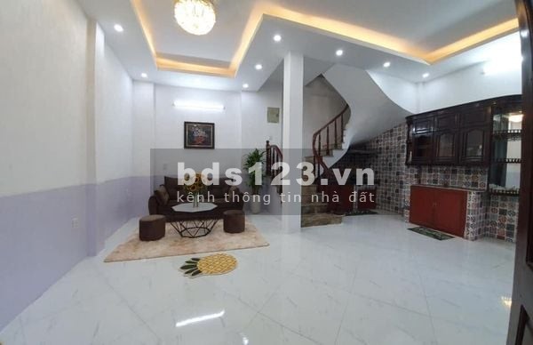 Cần bán nhà mặt phố Giáp Nhị, Hoàng Mai 36m2, 4 tầng, giá bán 6.2 tỷ