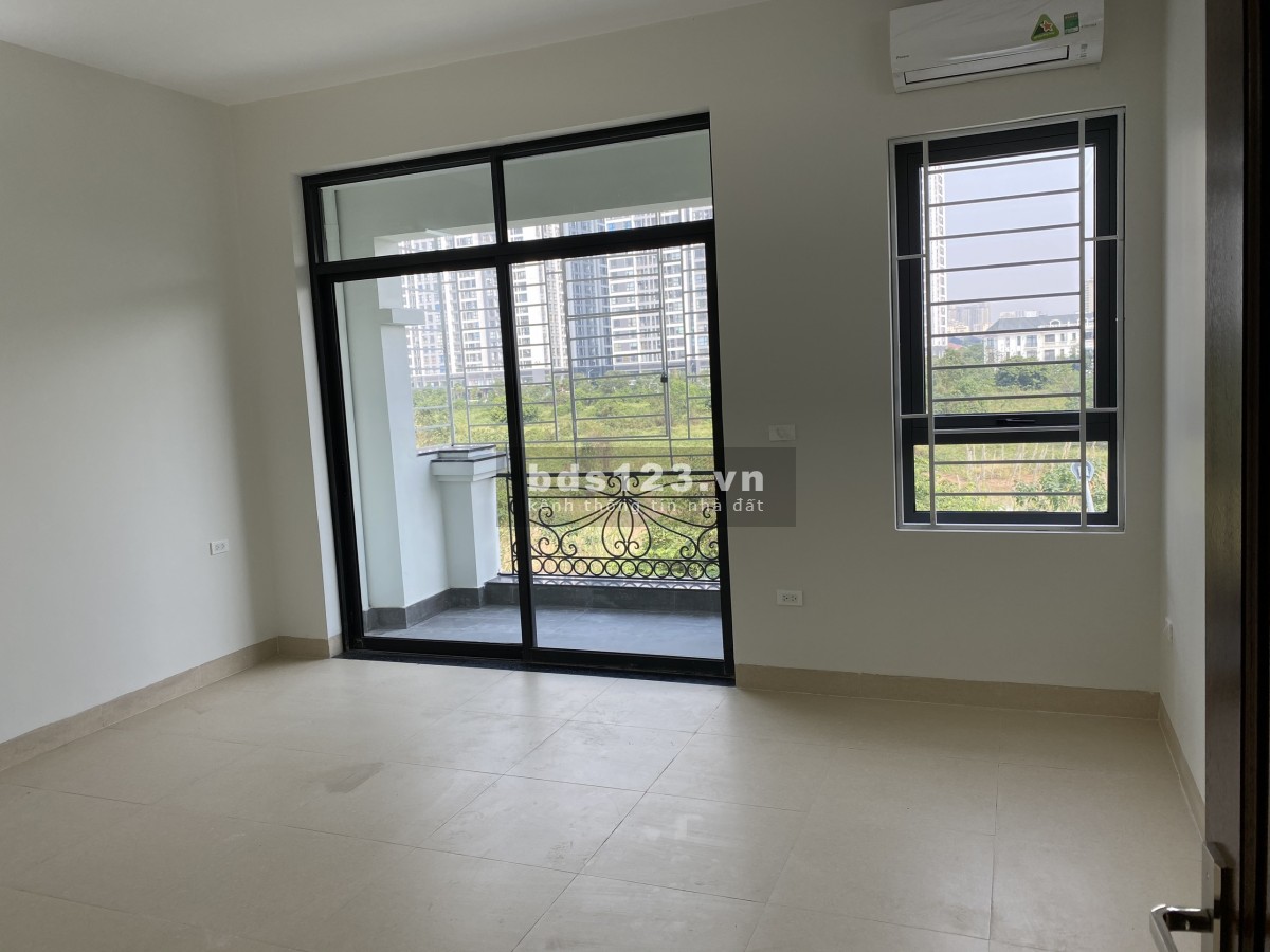 Cho thuê liền kề VOV Mễ Trì cạnh Vinhome GreenBay rẻ giá 25 triệu/tháng, khu sầm uất