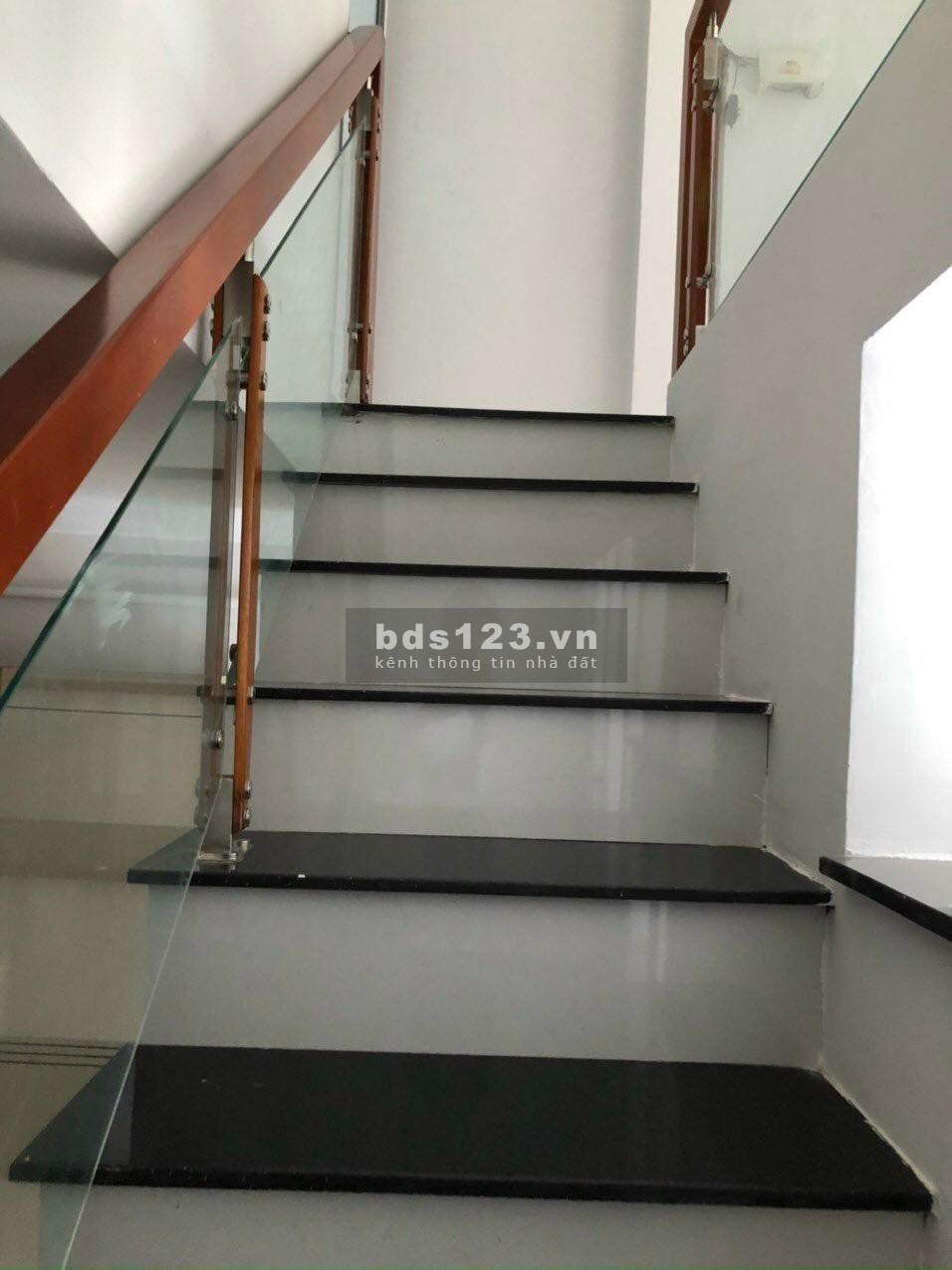 Cần bán gấp nhà ngay đường Liên Khu 4-5 diện tích sử dụng 48m2 (4x12)
