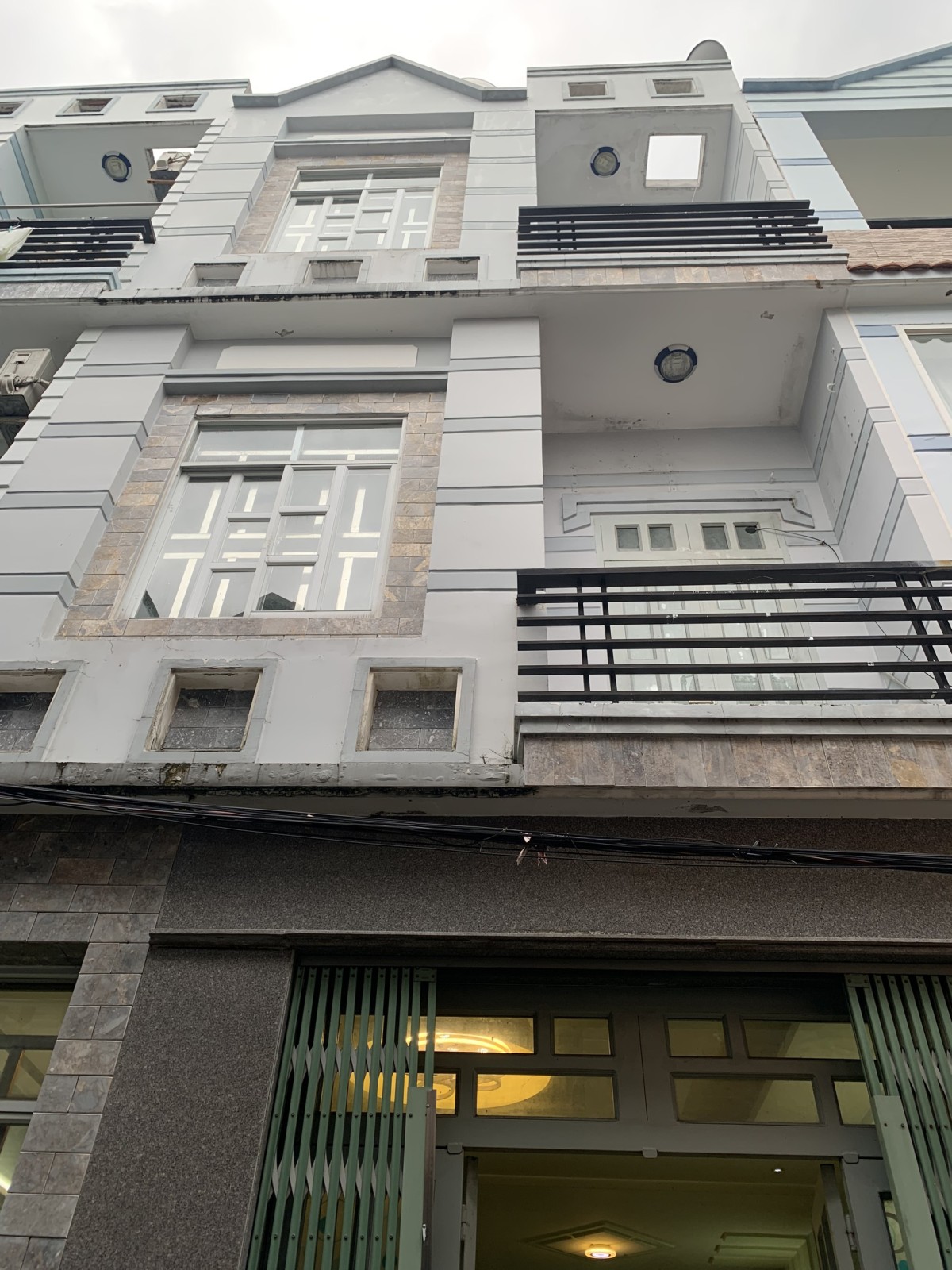 Bán Nhà 3 Tầng Hẻm Xe Hơi P15 Quận 8, giá bán 4.09 Tỷ, 4 Phòng Ngủ