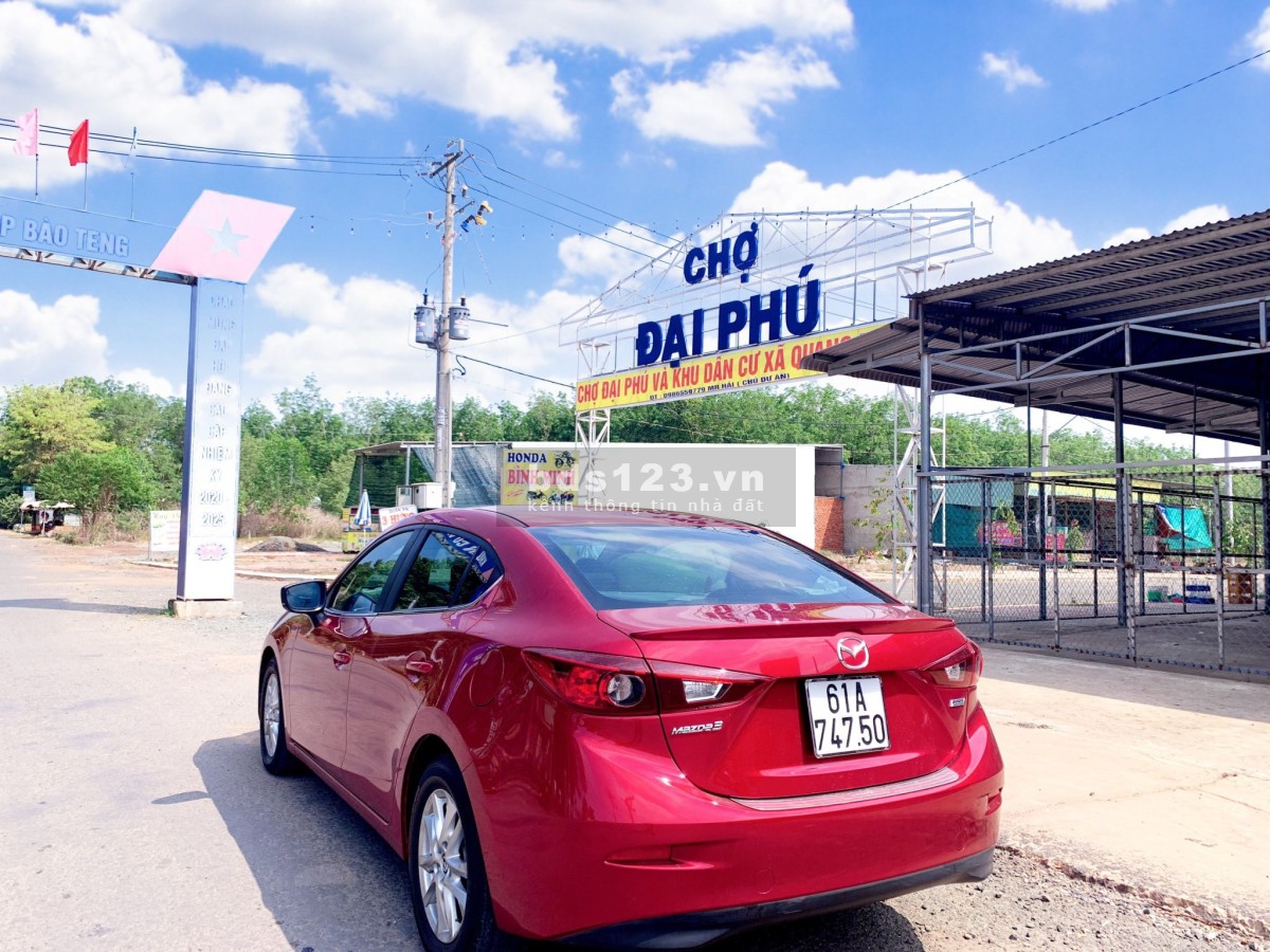 Bố mẹ đi du lịch xa khoảng thời gian nên em cần thanh lý gấp lô đất ở ủy ban Quảng Mình Chơn Thành
