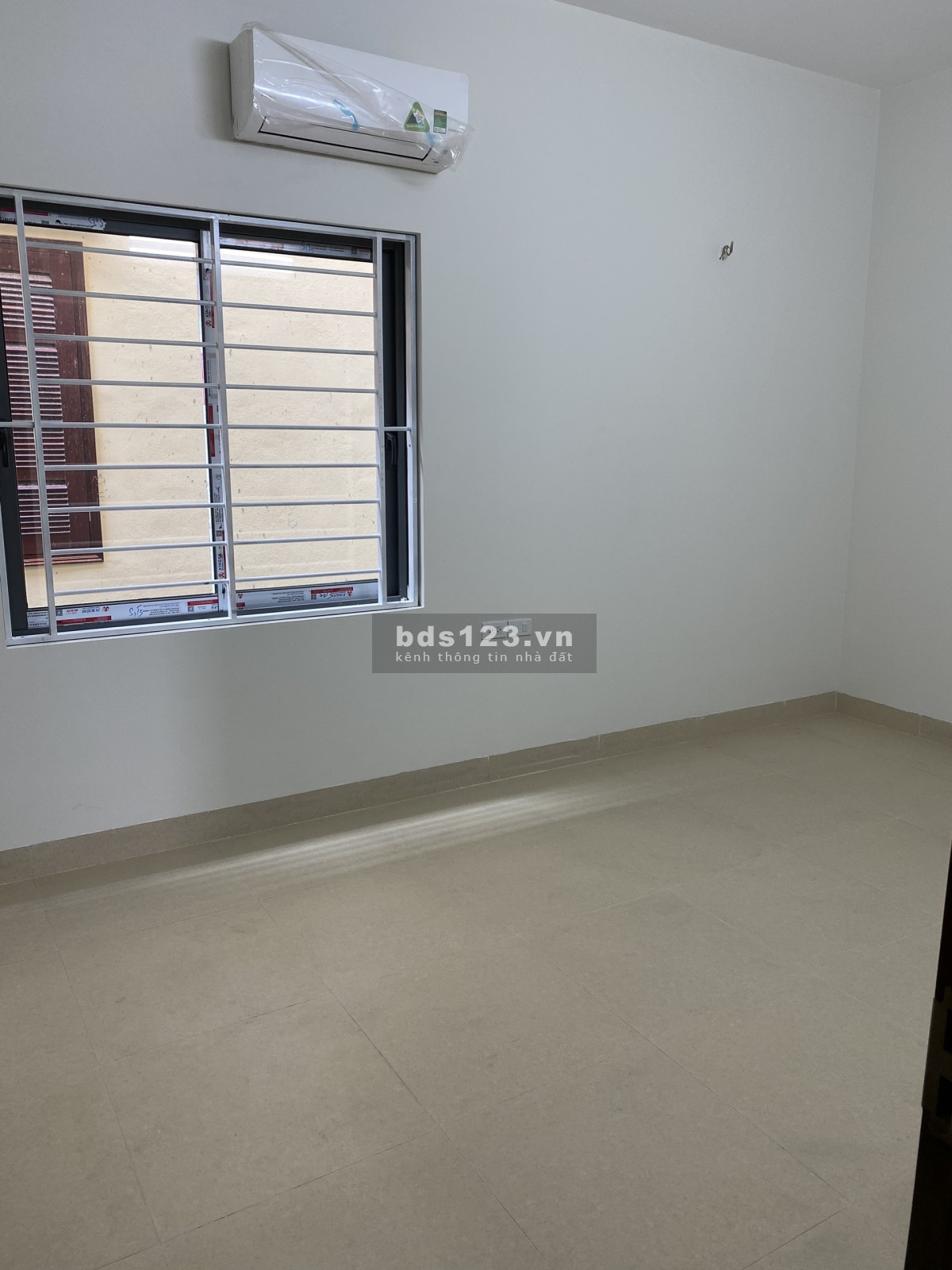 Cho thuê liền kề VOV Mễ Trì cạnh Vinhome GreenBay rẻ giá 25 triệu/tháng, khu sầm uất