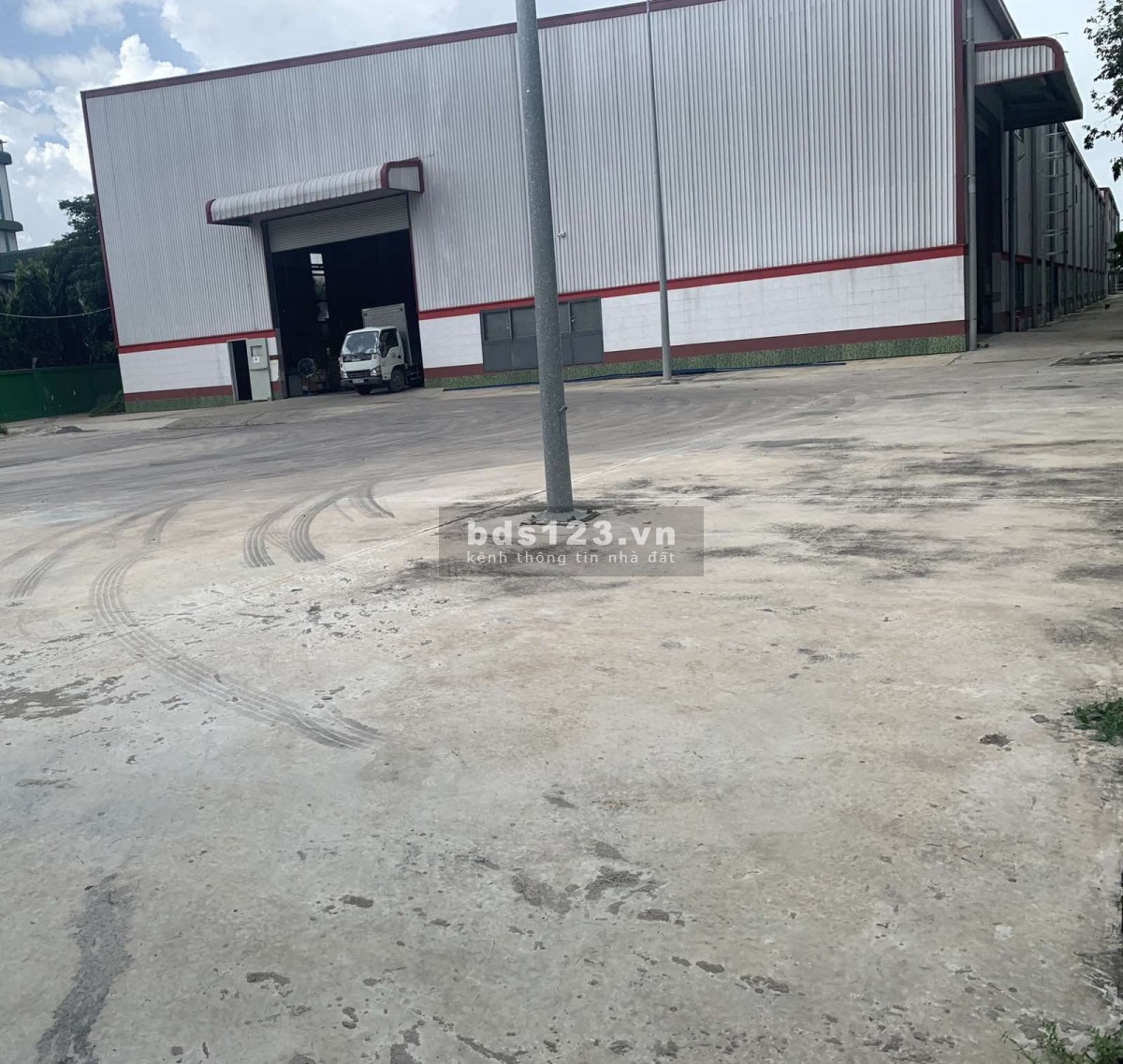 Cho thuê kho xưởng 6977m2 trong khu công nghiệp Thuận Đạo, Bến Lức, Tỉnh Long An