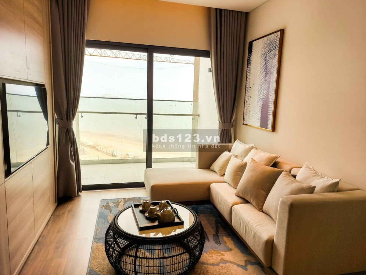 Chính chủ cần bán căn hộ cao cấp A3202 dự án A La Carte Hạ Long Bay, view trực diện bãi tắm, giá rẻ
