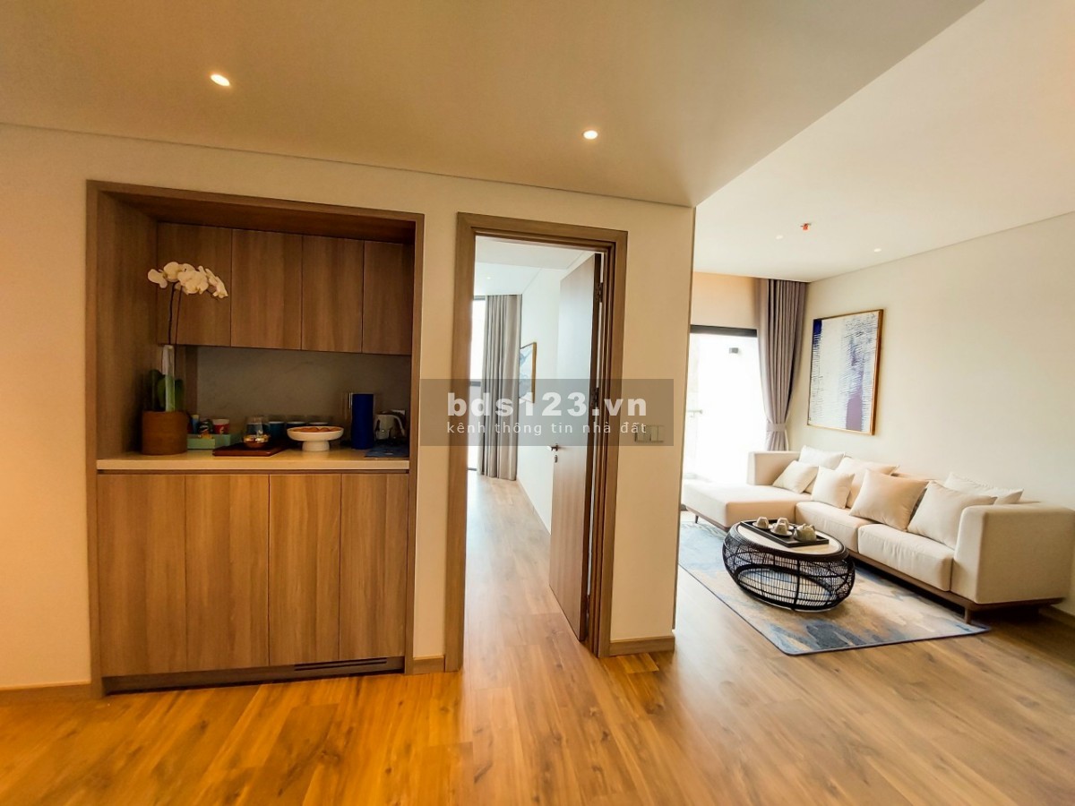 Chính chủ cần bán căn hộ cao cấp A3202 dự án A La Carte Hạ Long Bay, view trực diện bãi tắm, giá rẻ