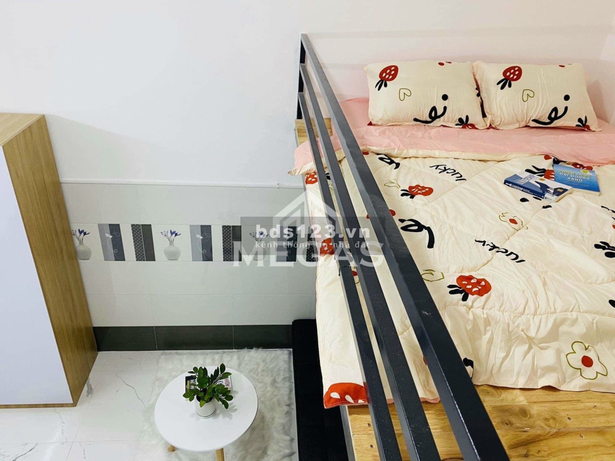 Phòng cho thuê giá rẻ có sẵn nội thất gác cao ngay Aeon Tân Phú an ninh