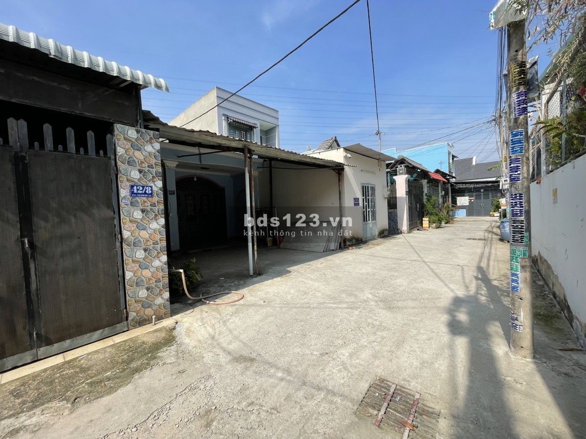 Bán đất đường Nguyễn Thị Búp dtsd 96m2, xây dựng 4 tầng khu vực sầm uất Quận 12