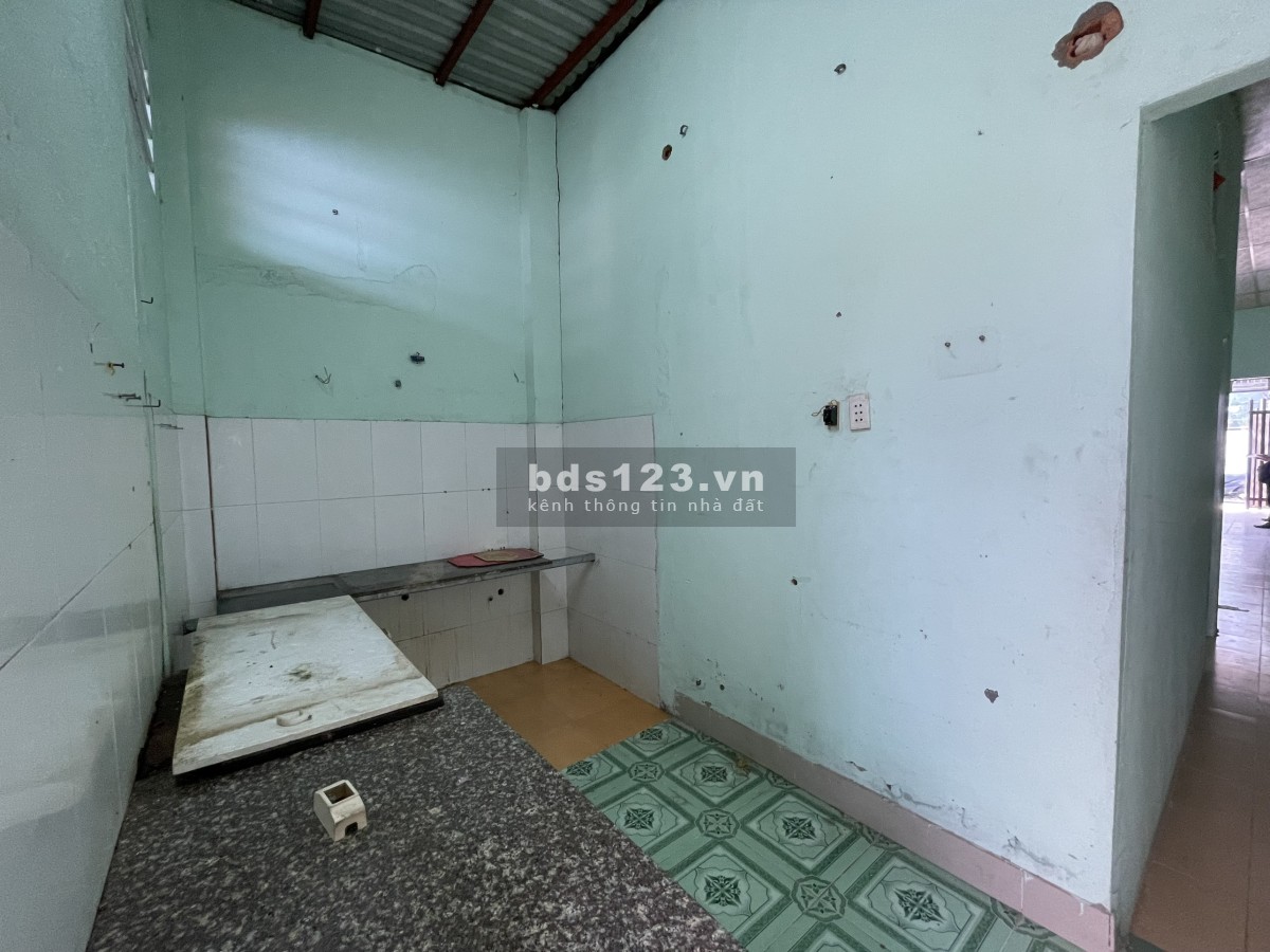 Bán đất đường Nguyễn Thị Búp dtsd 96m2, xây dựng 4 tầng khu vực sầm uất Quận 12