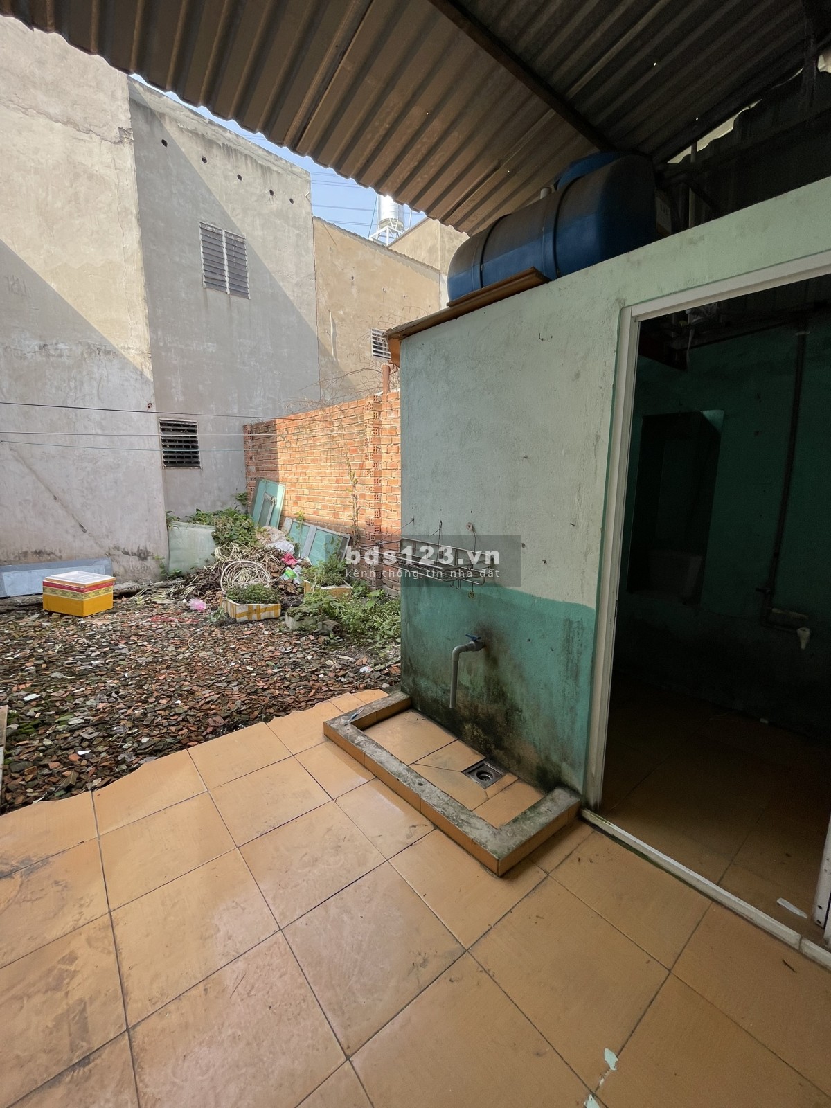 Bán đất đường Nguyễn Thị Búp dtsd 96m2, xây dựng 4 tầng khu vực sầm uất Quận 12