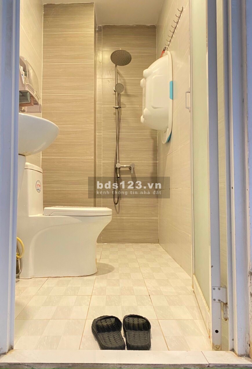 Gấp nhà 1 trệt 3 lầu ngay trung tâm phường Trường Thọ Tp.Thủ Đức
