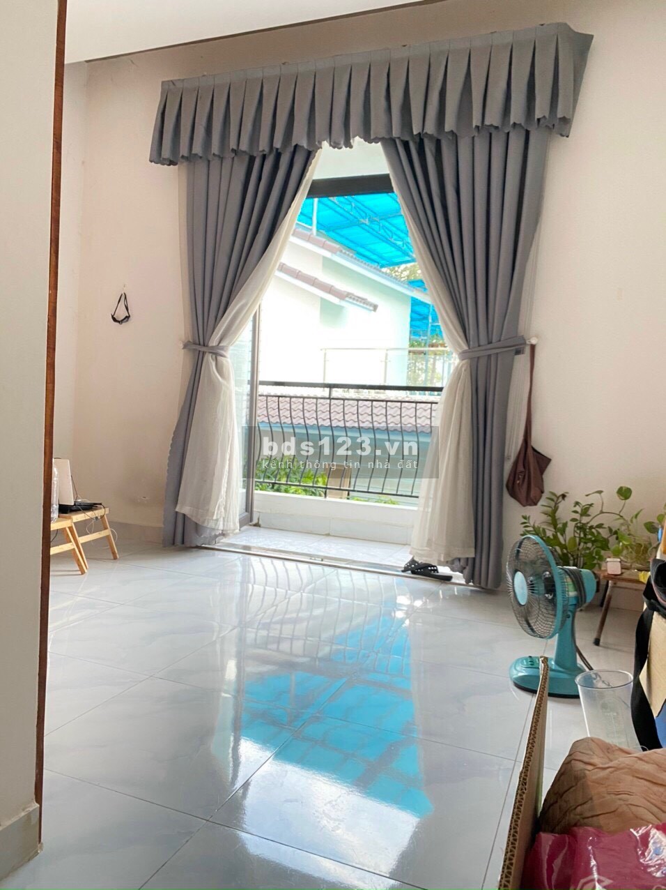 Gấp nhà 1 trệt 3 lầu ngay trung tâm phường Trường Thọ Tp.Thủ Đức