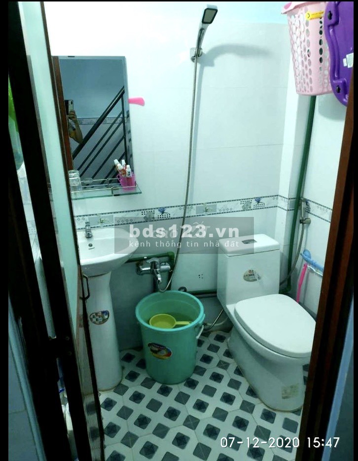 Bán nhà hẻm 109/ Bình Trị Đông Bình Tân 1 trệt 1 lầu hẻm 4m lh 0933429521