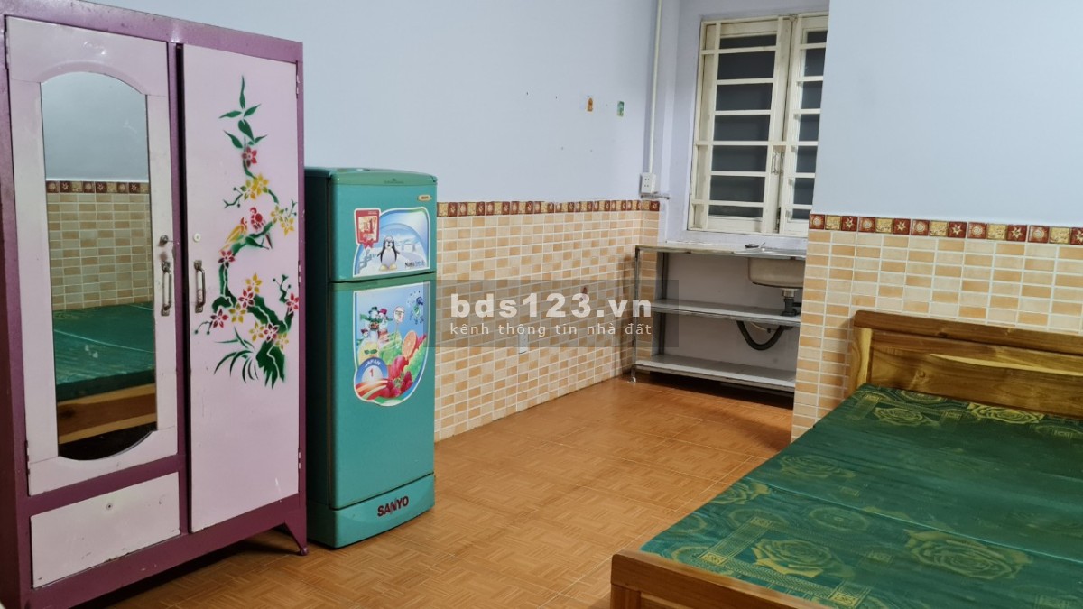 Cho thuê phòng tiện nghi (có wifi, máy lạnh, máy giặt) liên hệ 0908283169