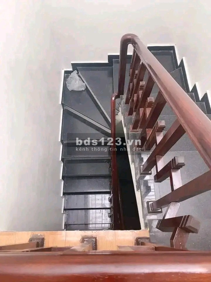 Siêu phẩm liền kề mặt phố kinh doanh ngày đêm không lỗi, liên hệ 0906349686