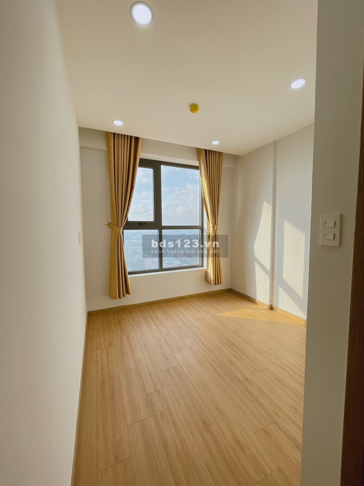 Nhanh tay sở hữu CH 2PN/2WC 63M2 diện tích lớn giá chỉ 4Tr/Th. LH: 0902305909