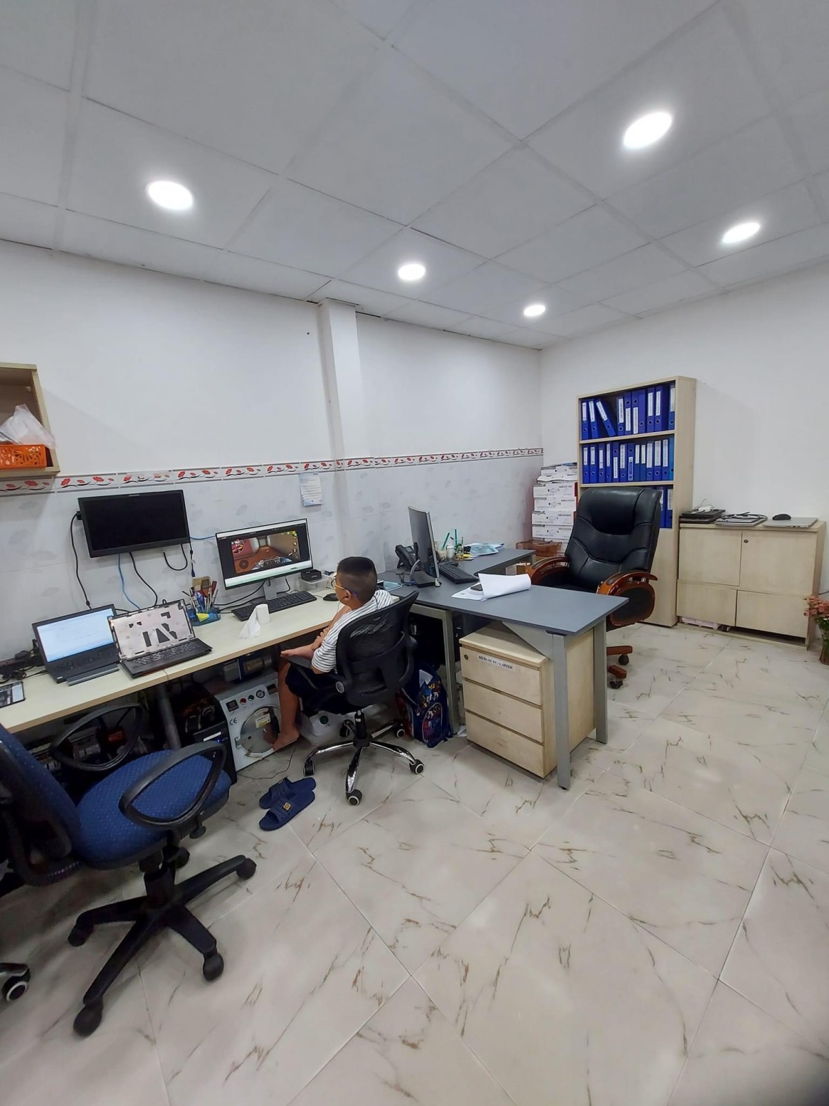Nhà mặt tiền kinh doanh đường số 10, Tân Quy diện tích 4x13 giá nhỉnh 11 tỷ