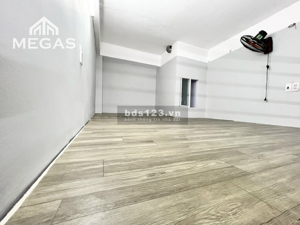 Phòng trọ có gác Trường Chinh Chợ Võ Thành Trang Etown Cộng Hoà