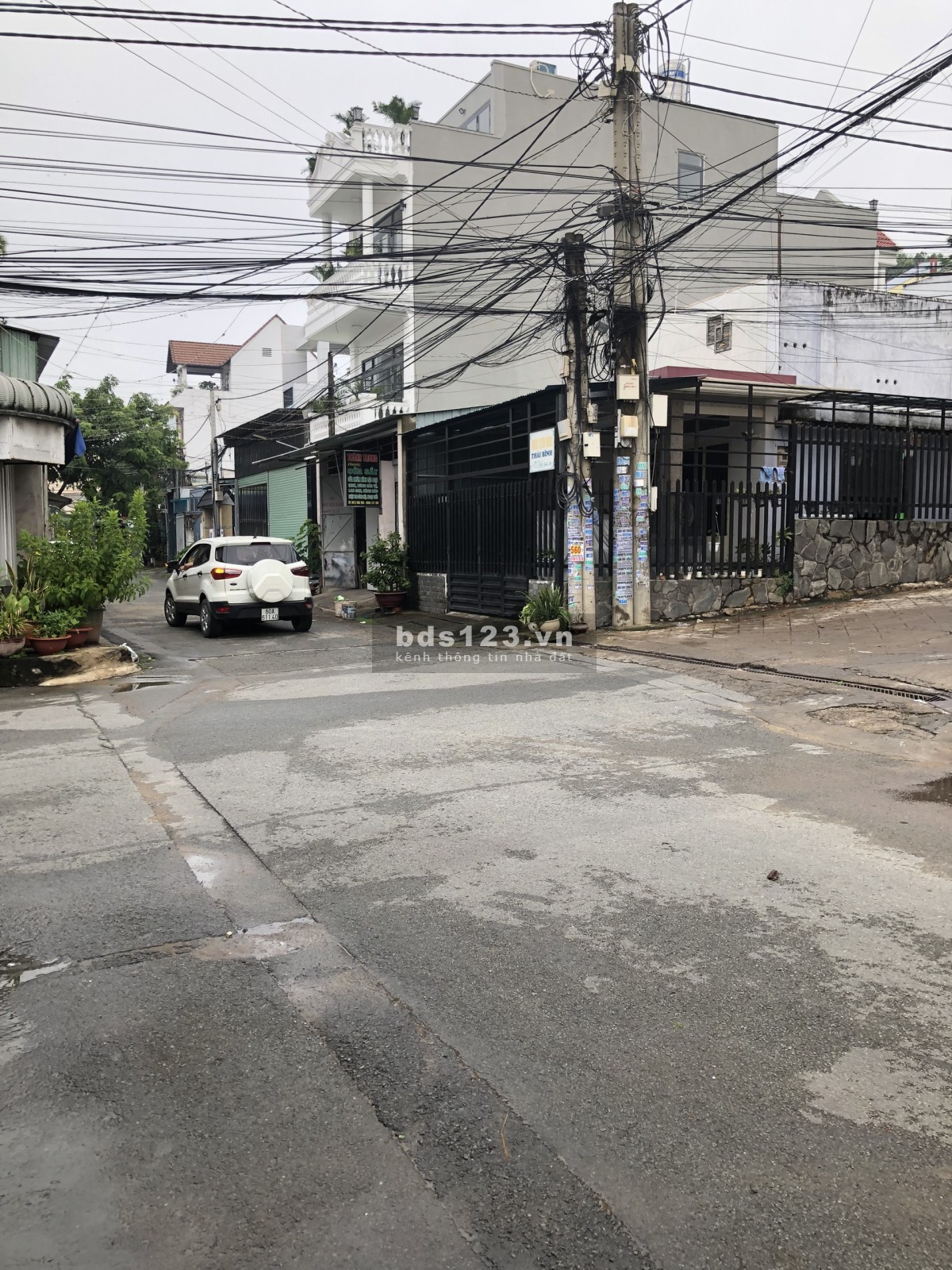 Cần bán 76,5m2 đất tặng kèm nhà cấp III giá 3,8 tỷ tại phường Tam Hòa, thành phố Biên Hòa
